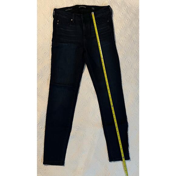 Liverpool jeans
Size 6 - Picture 3 of 5